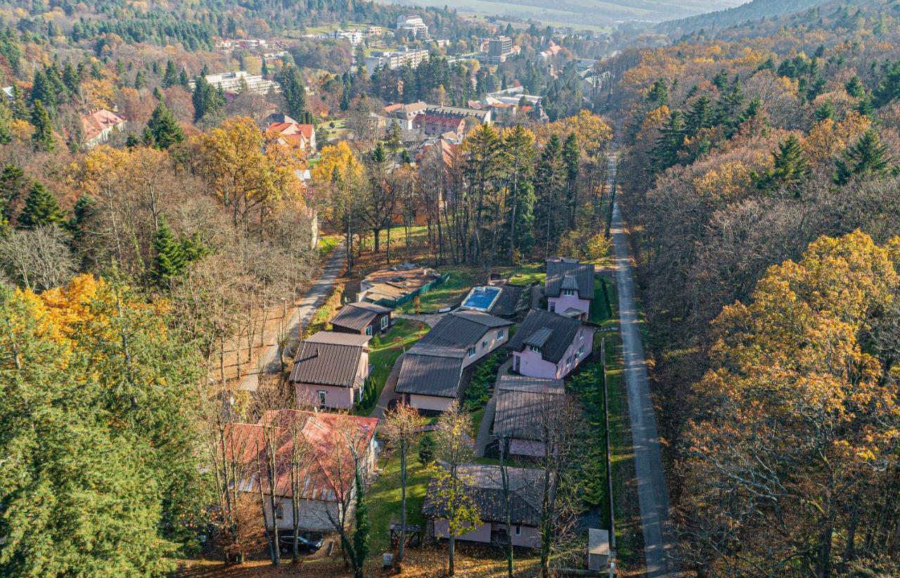 Apart-Club Zora Бардеевские Купели Экстерьер фото